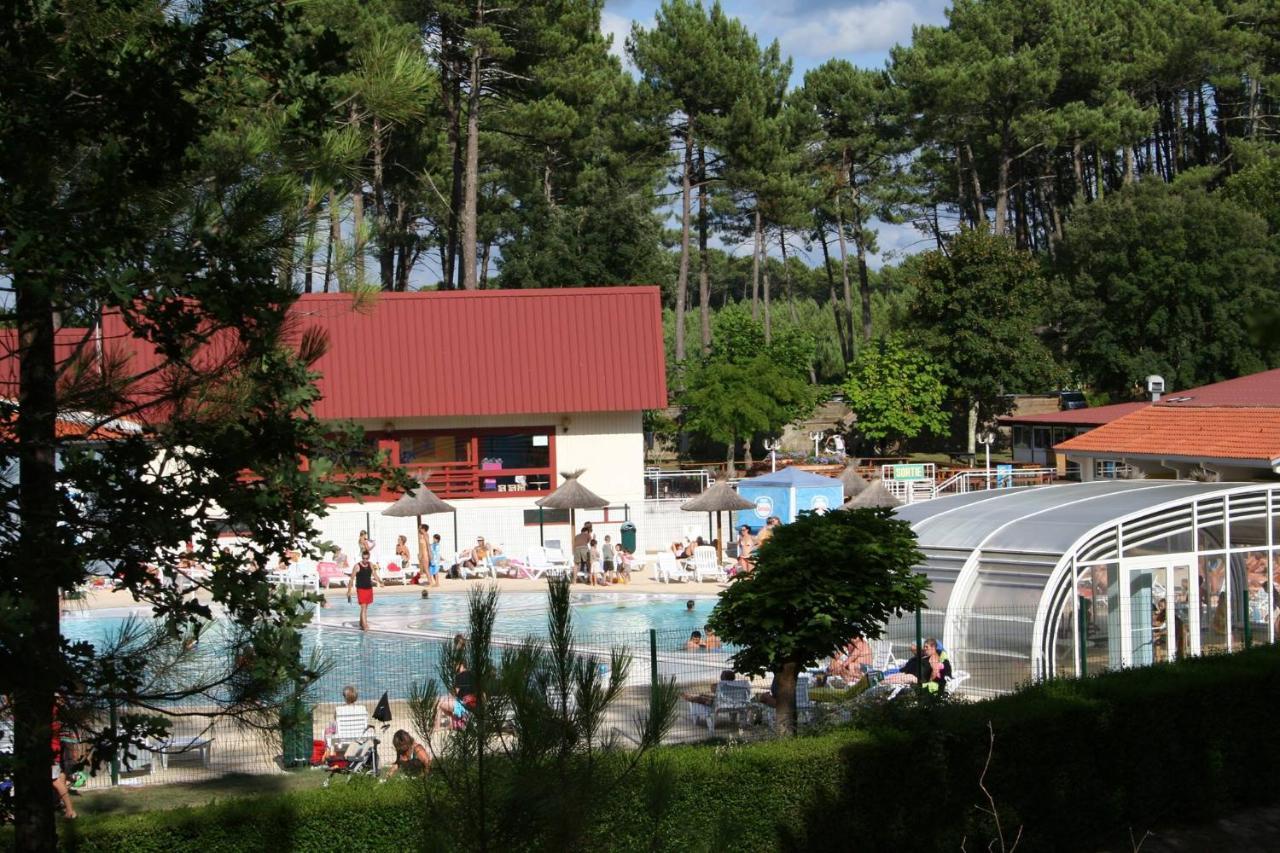 Village Vacances Les Chenes De Léon Εξωτερικό φωτογραφία