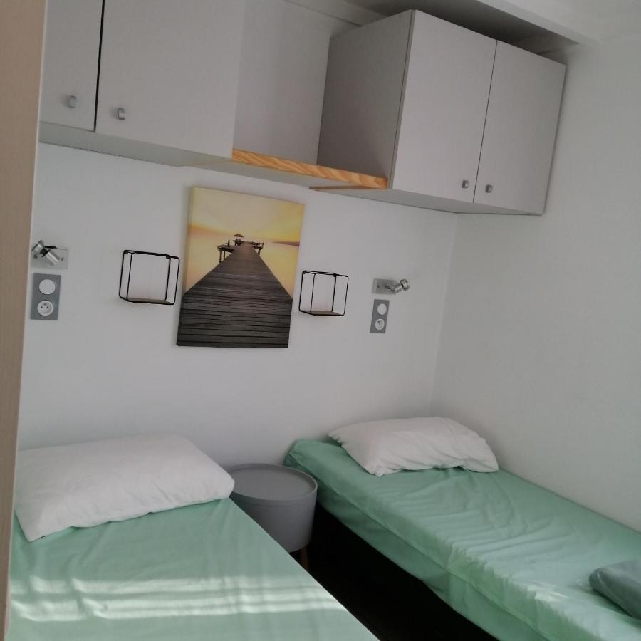 Village Vacances Les Chenes De Léon Εξωτερικό φωτογραφία