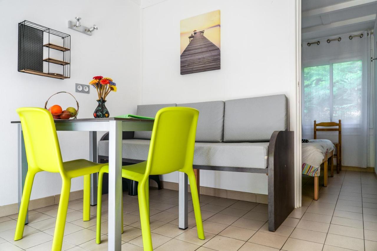 Village Vacances Les Chenes De Léon Εξωτερικό φωτογραφία