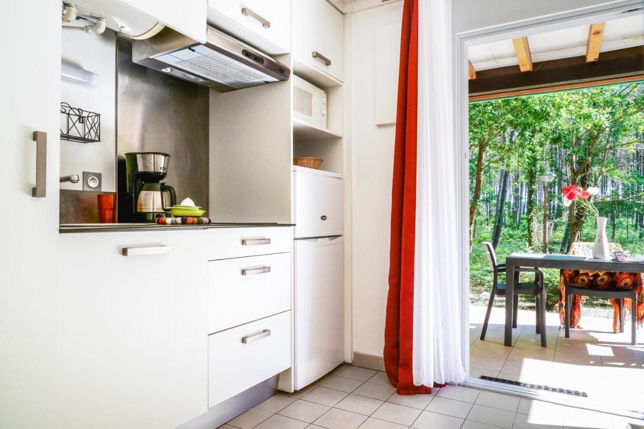 Village Vacances Les Chenes De Léon Εξωτερικό φωτογραφία