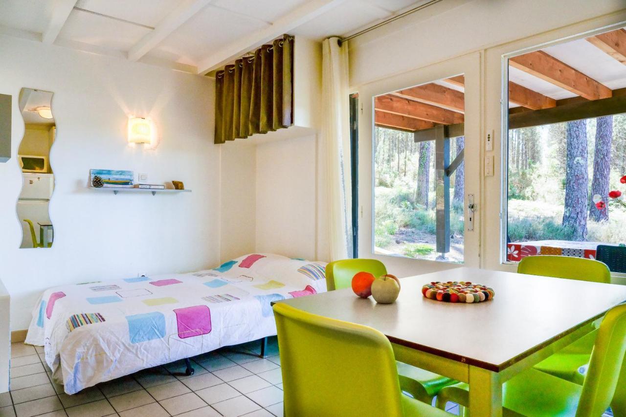 Village Vacances Les Chenes De Léon Εξωτερικό φωτογραφία